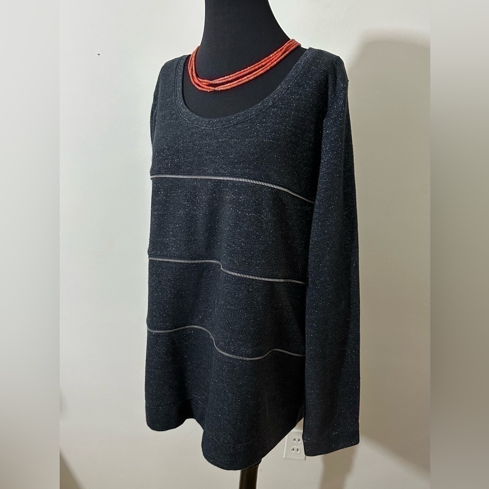 Lane Bryant sz 18 - 20 tunic  in a charcoal with a slight tweed   With accent